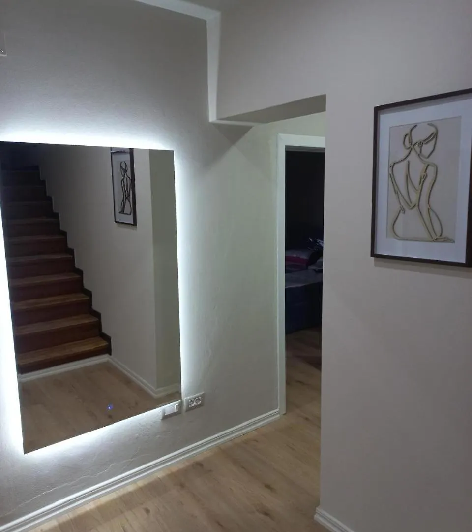 Genal Apartaments Tiran Daire